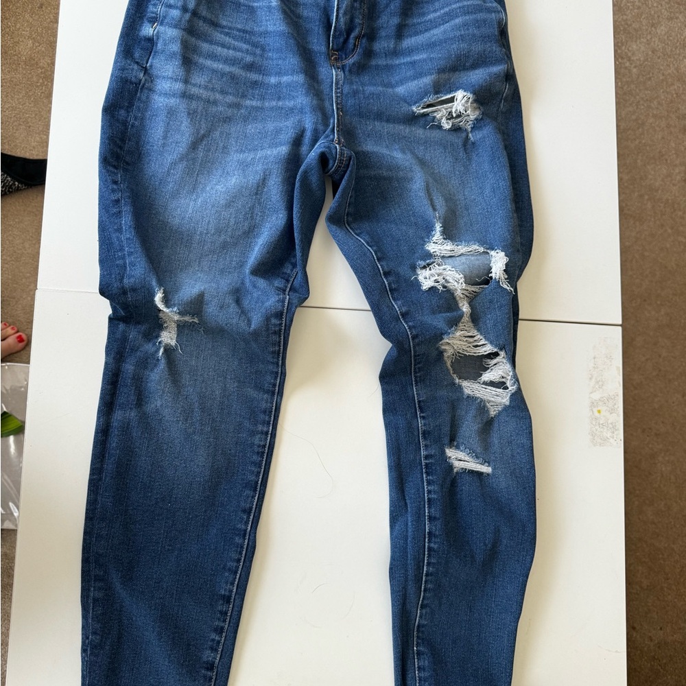 American Eagle The Dream Jean Size 4 Short
